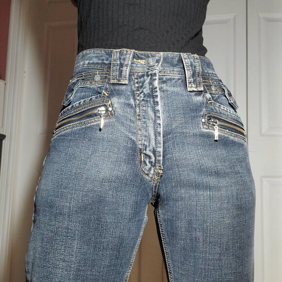90s rocker Airstar high rise jeans with metal hardware, big pockets & zippers - Picture 2 of 15